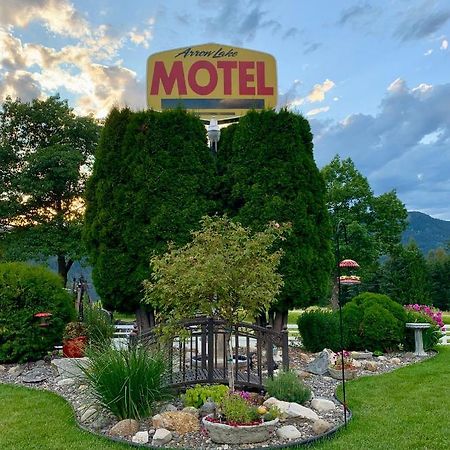 Arrow Lake Motel Fauquier Ngoại thất bức ảnh