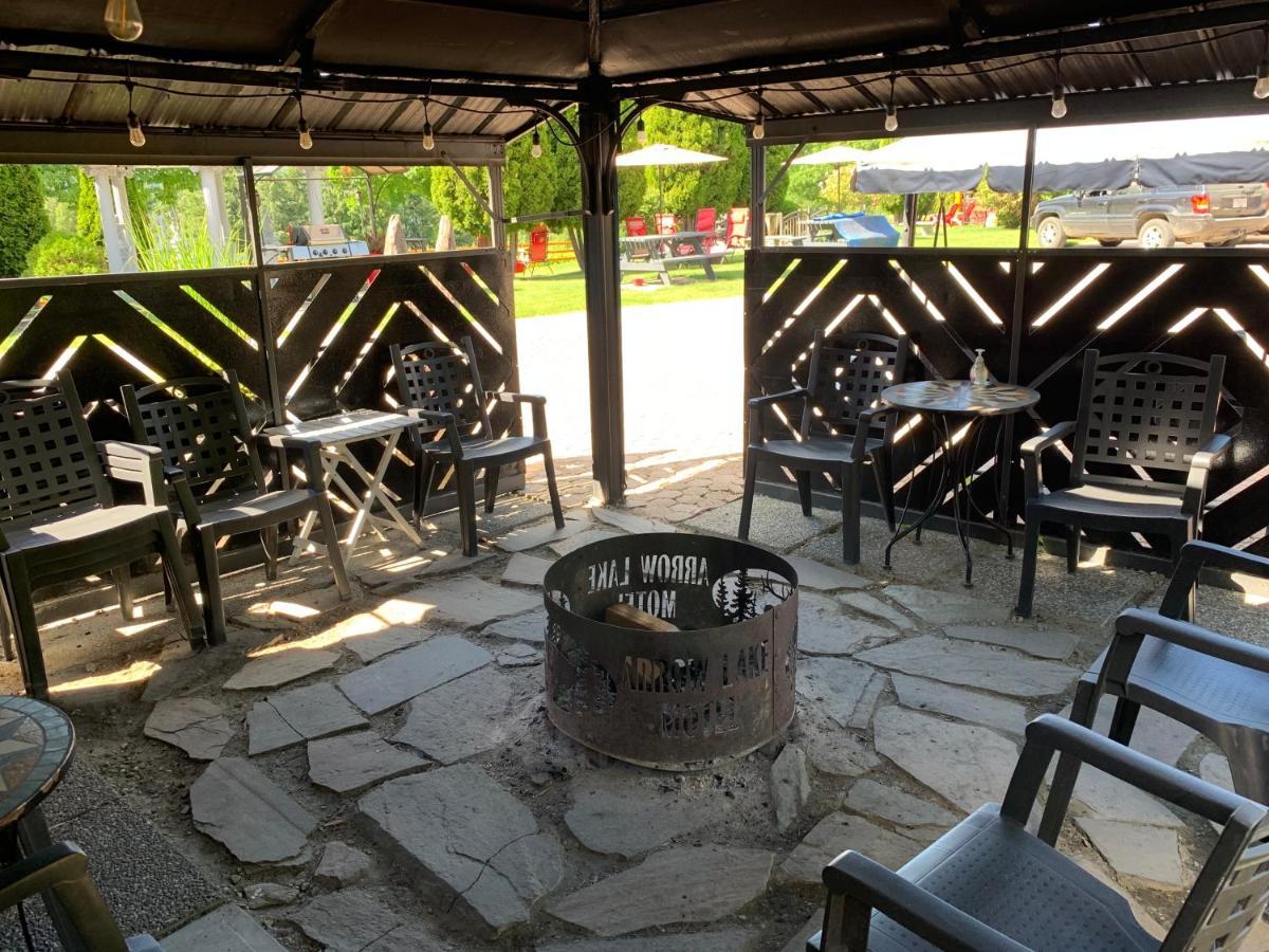 Arrow Lake Motel Fauquier Ngoại thất bức ảnh