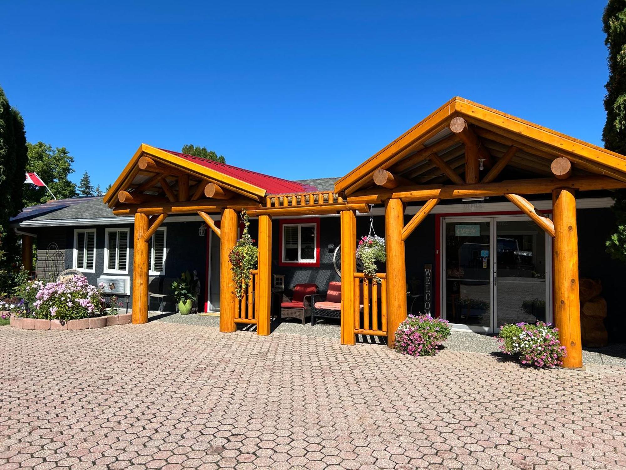 Arrow Lake Motel Fauquier Ngoại thất bức ảnh