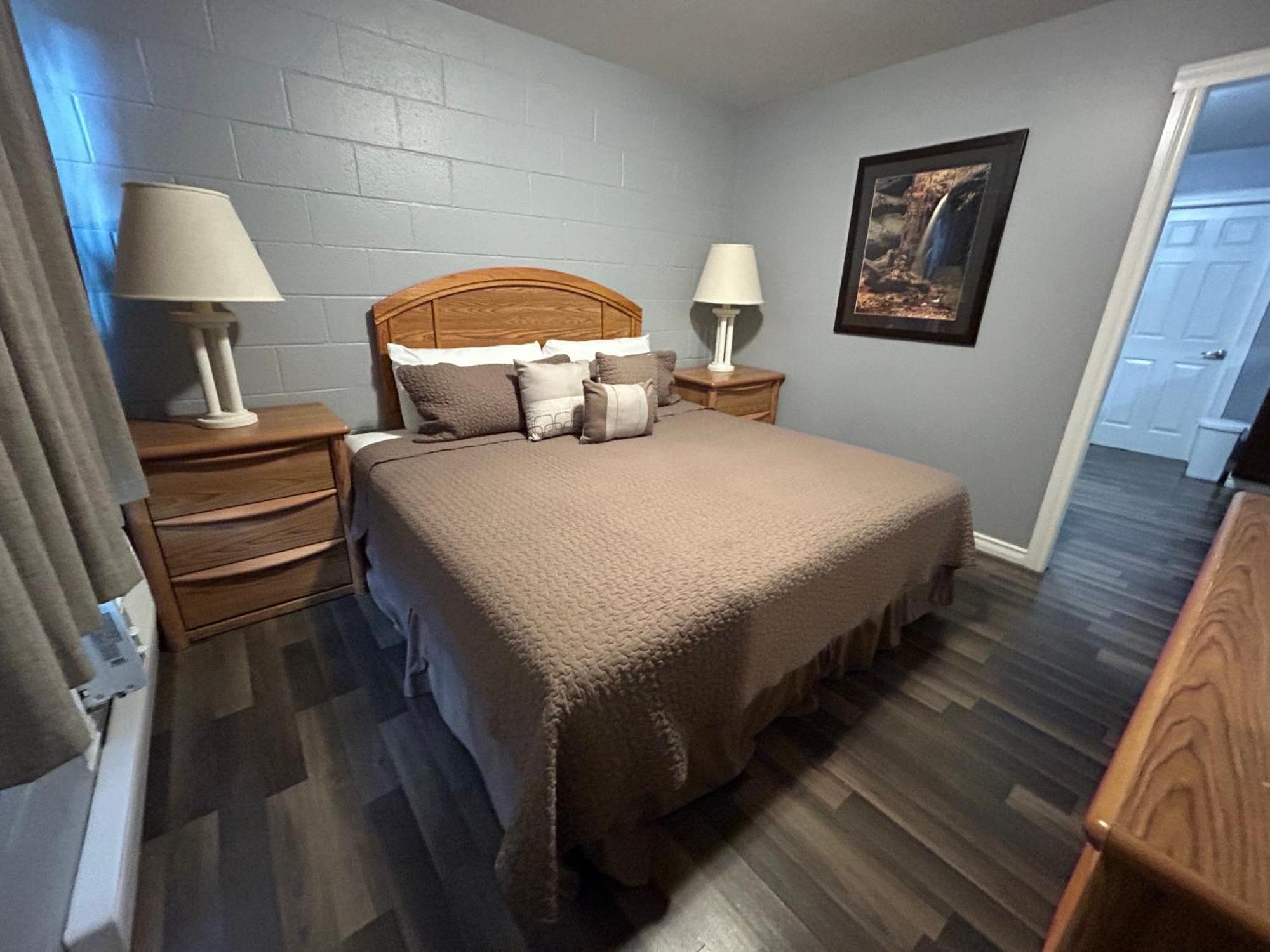 Arrow Lake Motel Fauquier Ngoại thất bức ảnh